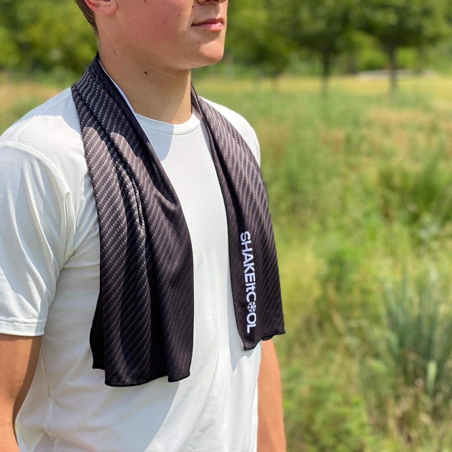 Stay Cool Anywhere with SHAKEitCOOL Towel