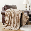 Luxurious Faux Fur Throw Blanket for Couch and Bed - 60x80 in