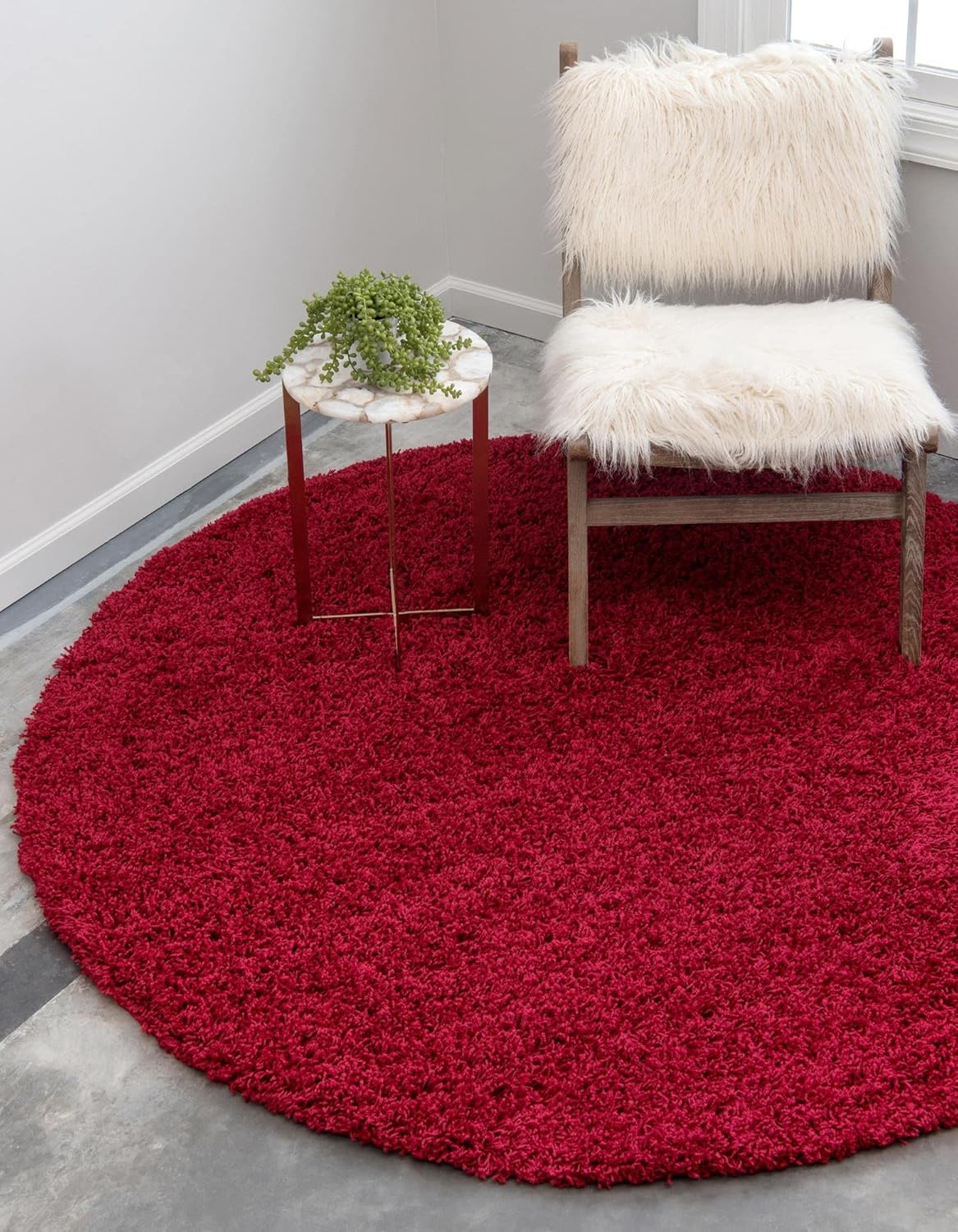 Unique Loom Solid Shag Collection Area Rug in Cherry Red