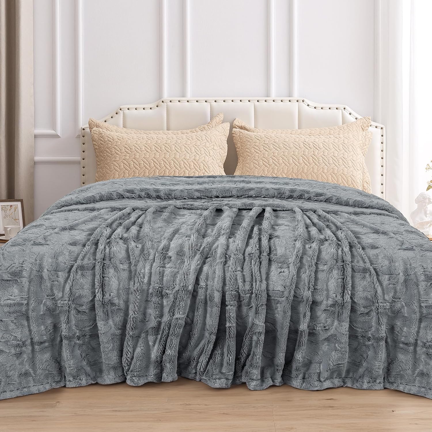 TOONOW Faux Fur Luxury Throw Blanket for Couch and Sofa Use