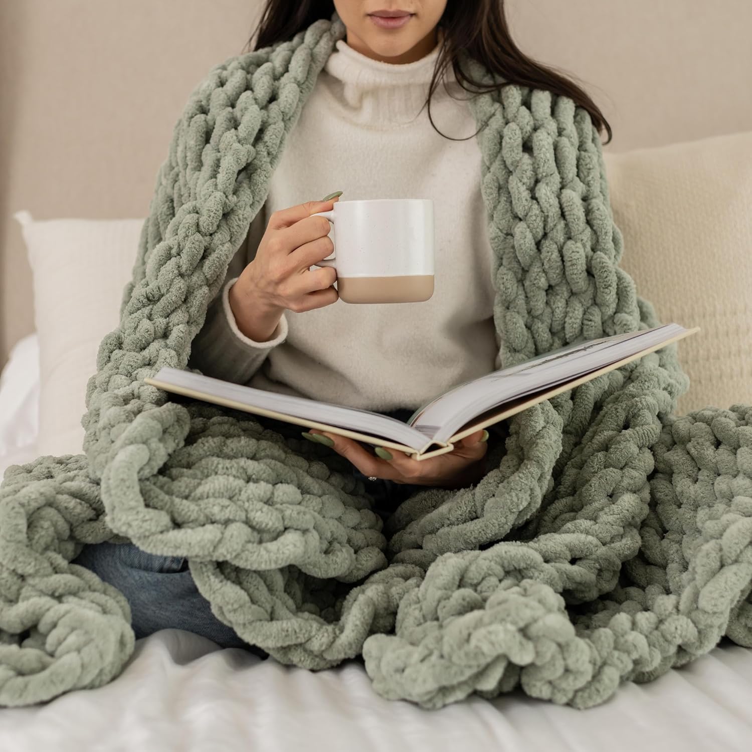 Sage Green Chunky Knit Blanket Throw for Cozy Living Room Decor