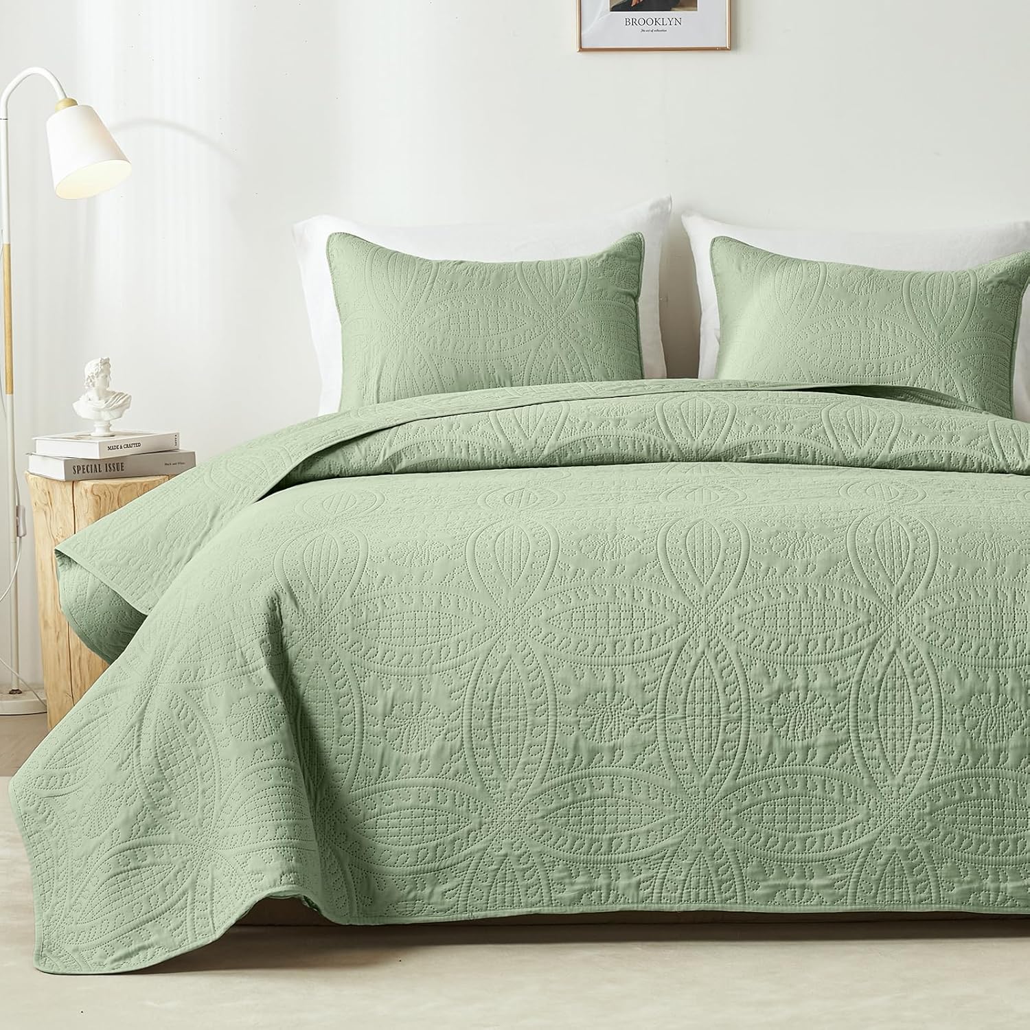 Akkialla King Size Quilt Set in Sage Green for All Seasons