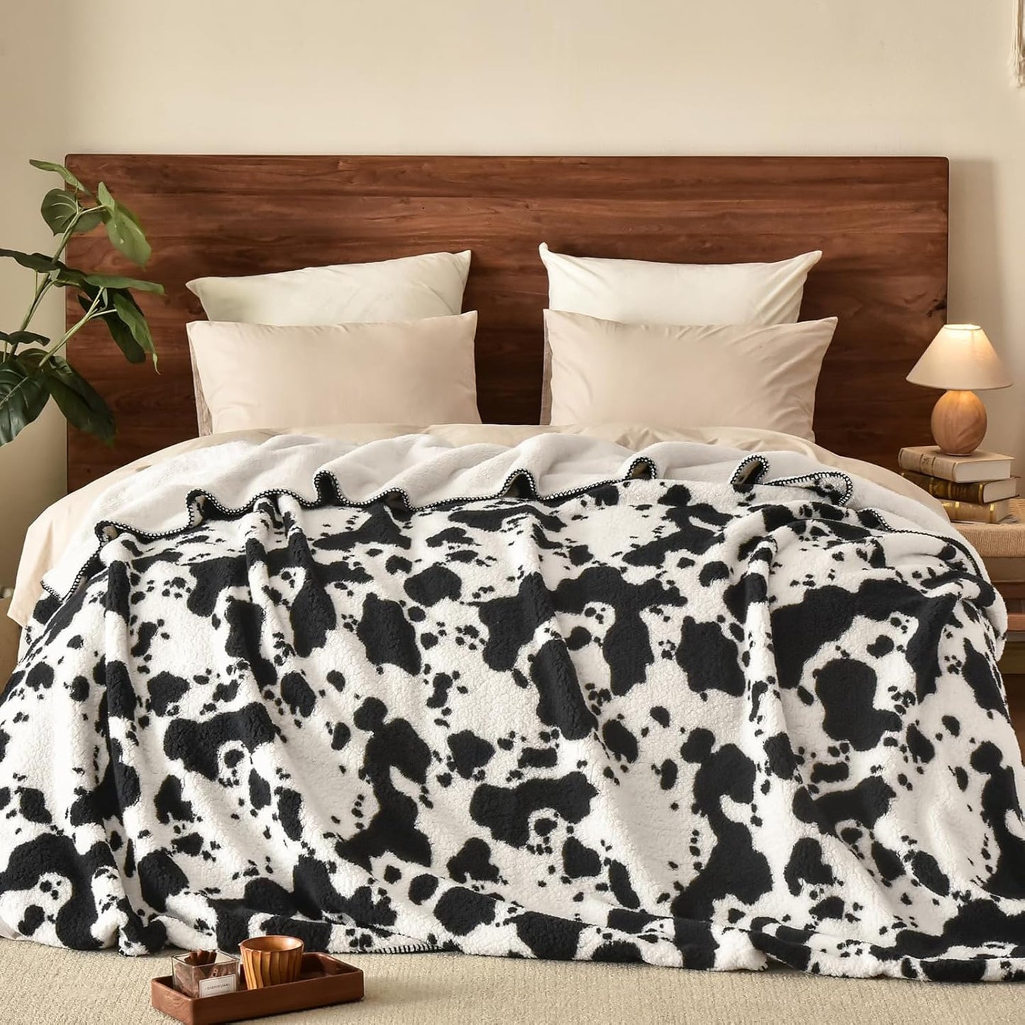 PHF Cute Cow Print Sherpa Blanket King Size for Cozy Warmth