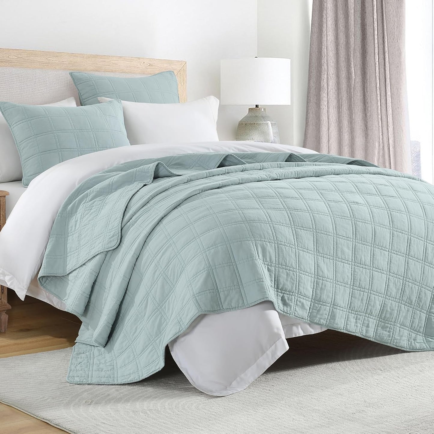 100% Cotton Quilt Set King Size in Paleturquoise Geometric Design