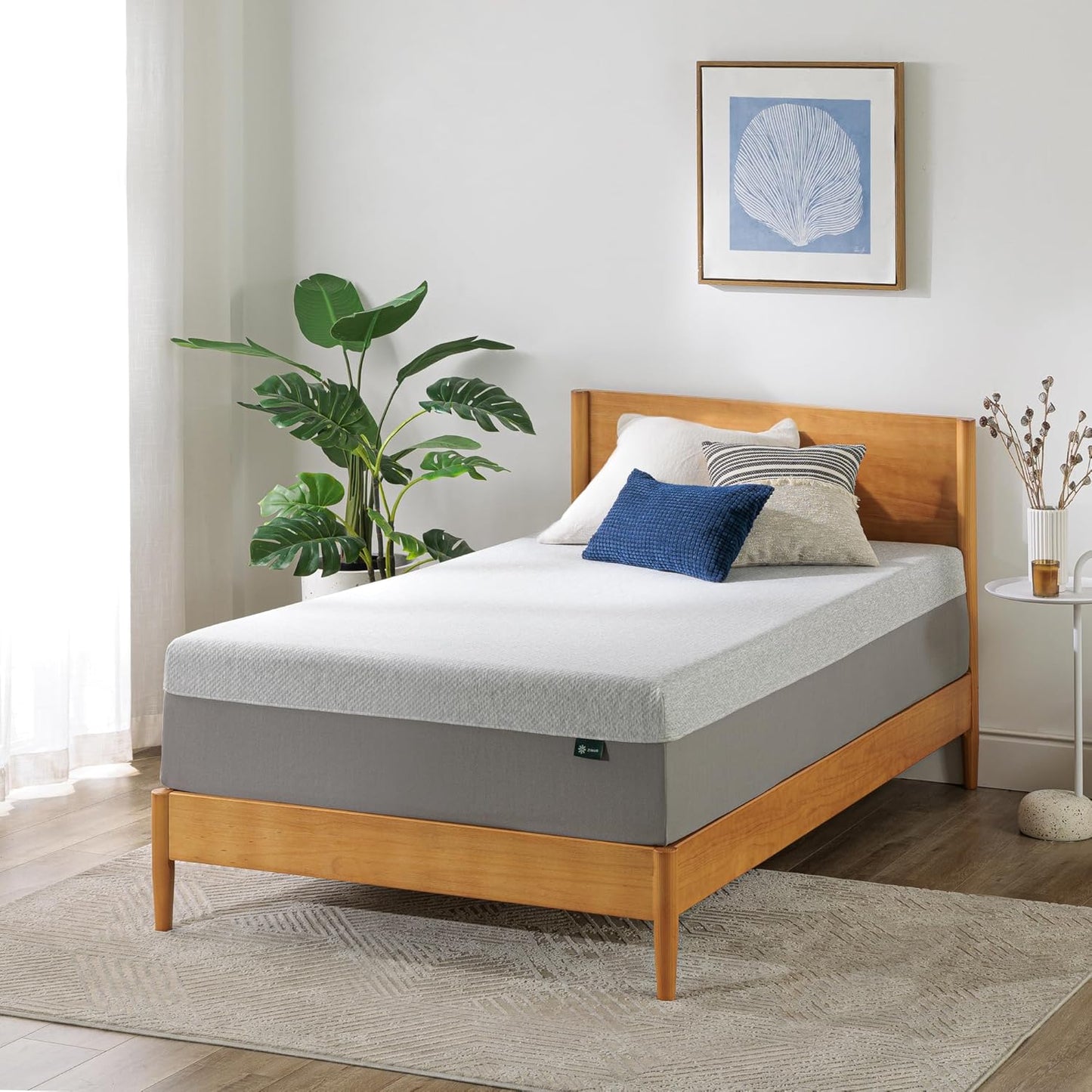ZINUS 12 Inch Ultima Memory Foam Mattress for Ultimate Comfort
