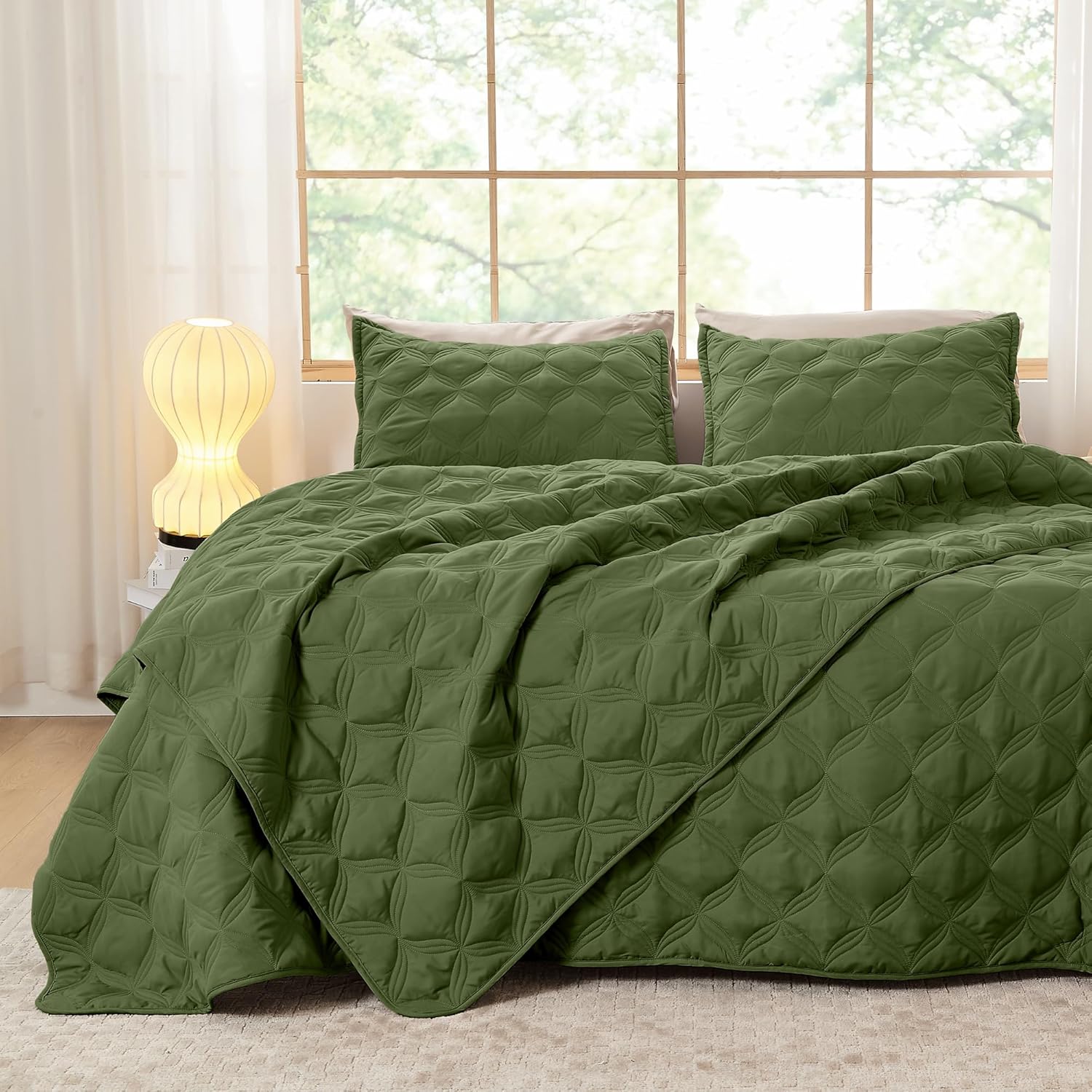 Litanika Queen Quilt Bedding Set for Cozy All-Season Comfort