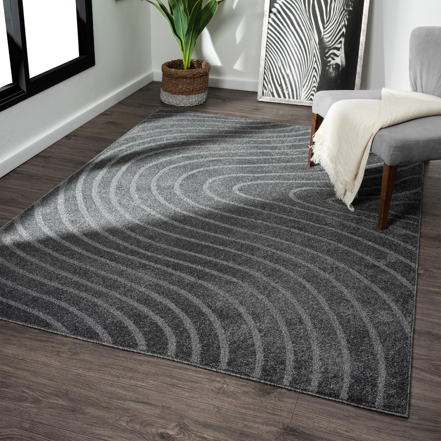 Modern Geometric Wave Anthracite 4x6 Area Rug for Stylish Homes