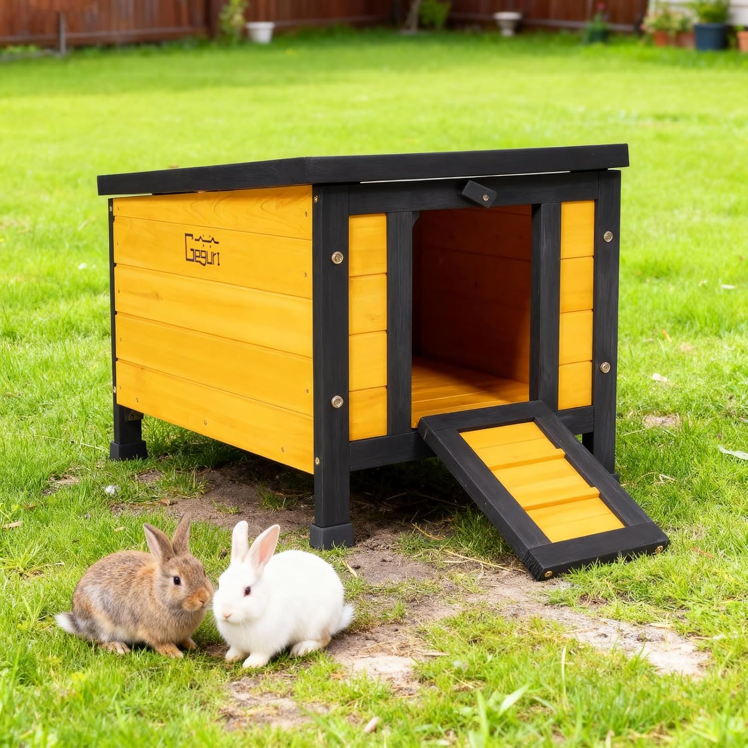 GEGURI Outdoor Cat House Weatherproof for Small Animals