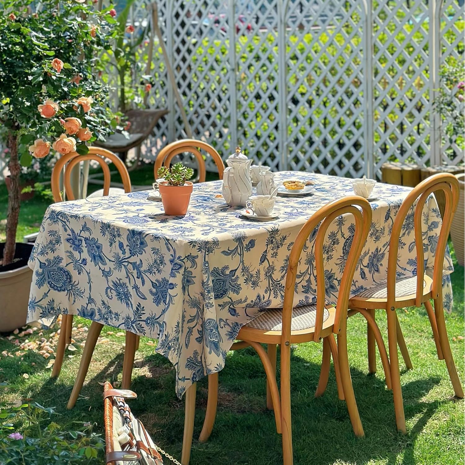 Outdoor Rectangular Tablecloth 60 x 84 Inch for Spring Events