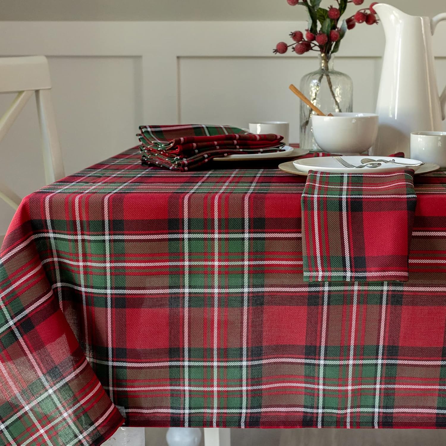Benson Mills Holiday Plaid Yarn Dyed Fabric Table Cloth Review