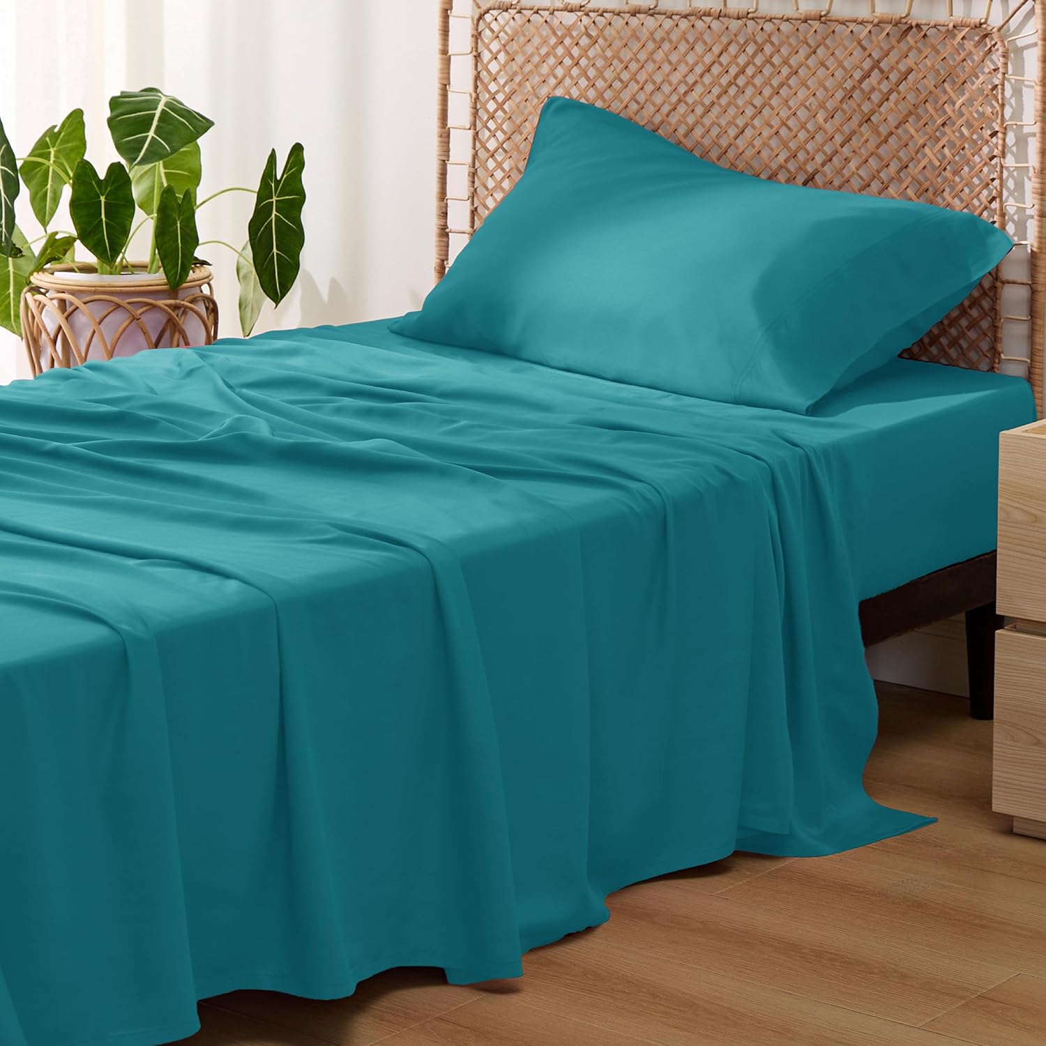 Bedsure Cooling Sheets Twin Set for Hot Sleepers, Turquoise