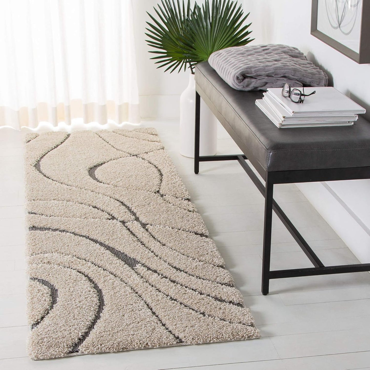 SAFAVIEH Florida Shag Runner Rug - Non-Shedding & Easy Care