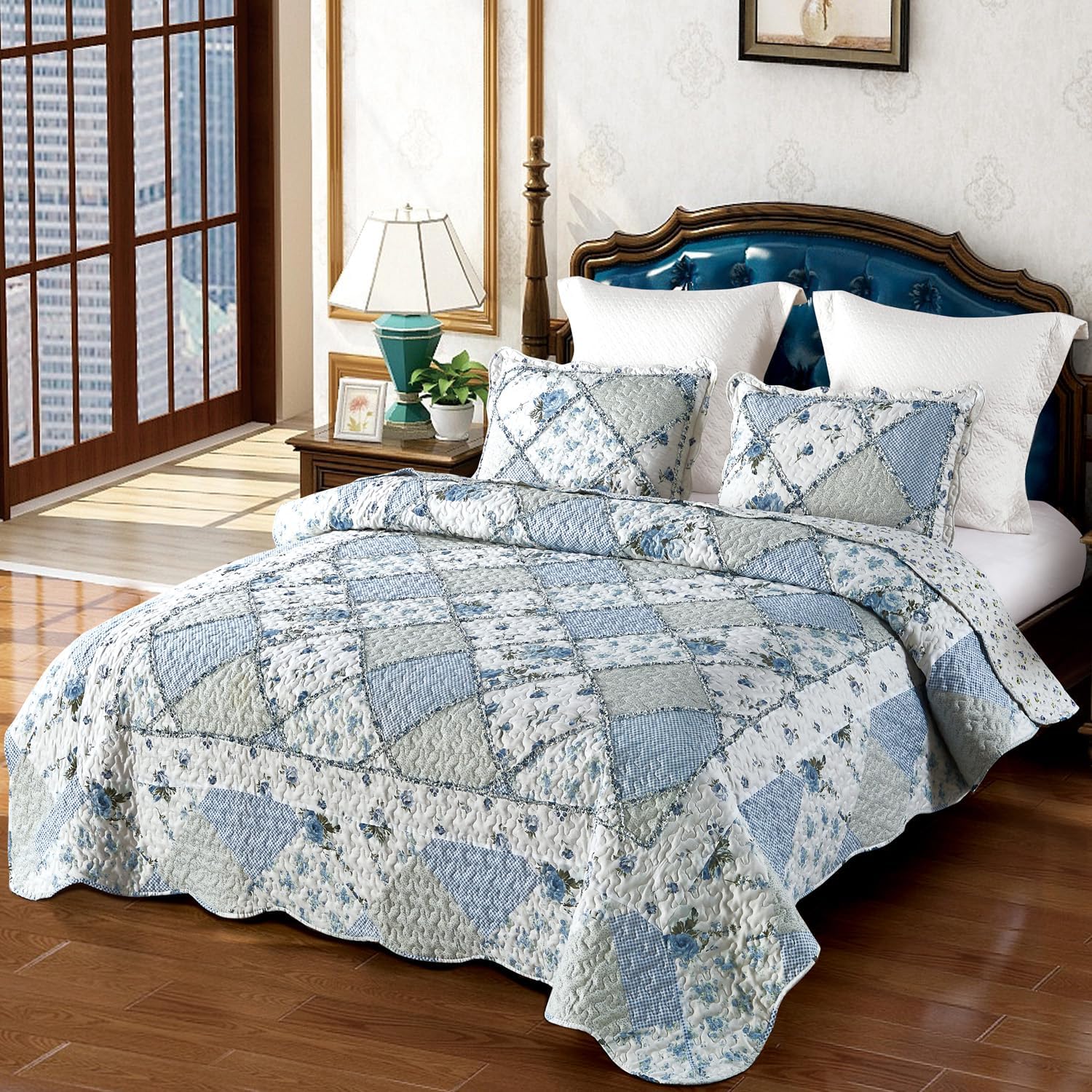 Oversized King Size Blue Floral Patchwork Quilt Set for Comfort