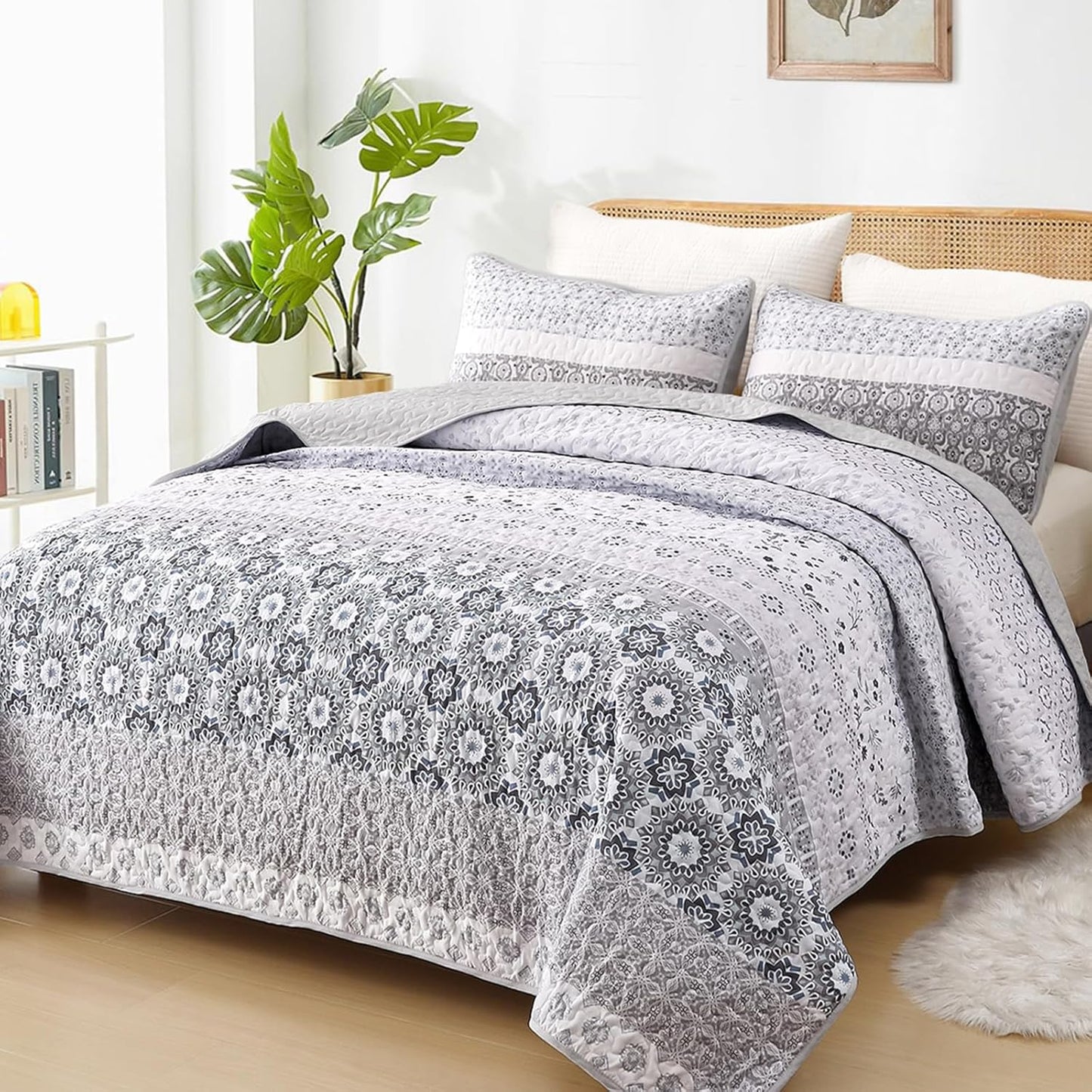 Bohemian Striped Quilt Set Queen Size for Stylish Bedrooms