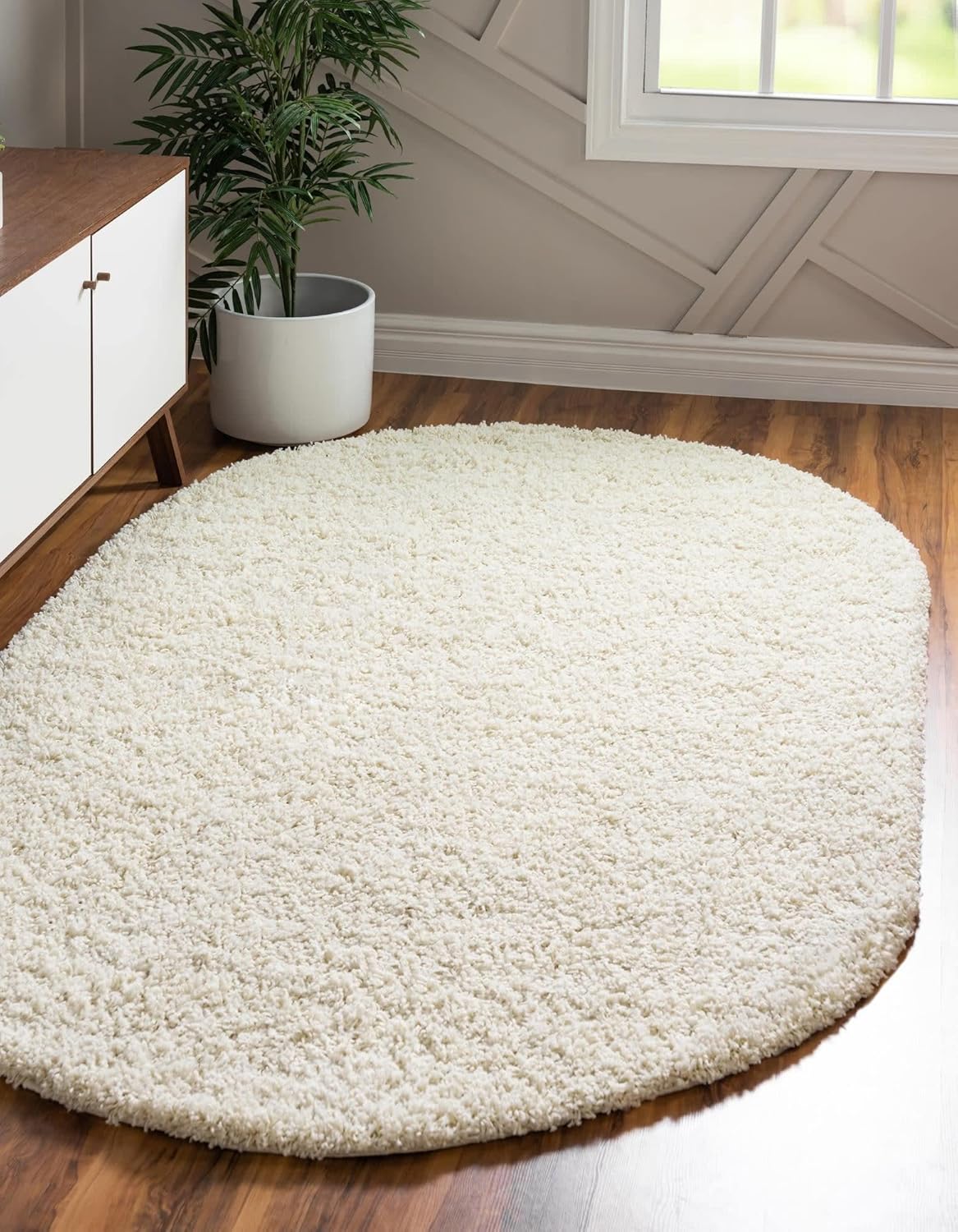 Unique Loom Solid Shag Collection Area Rug in Pure Ivory