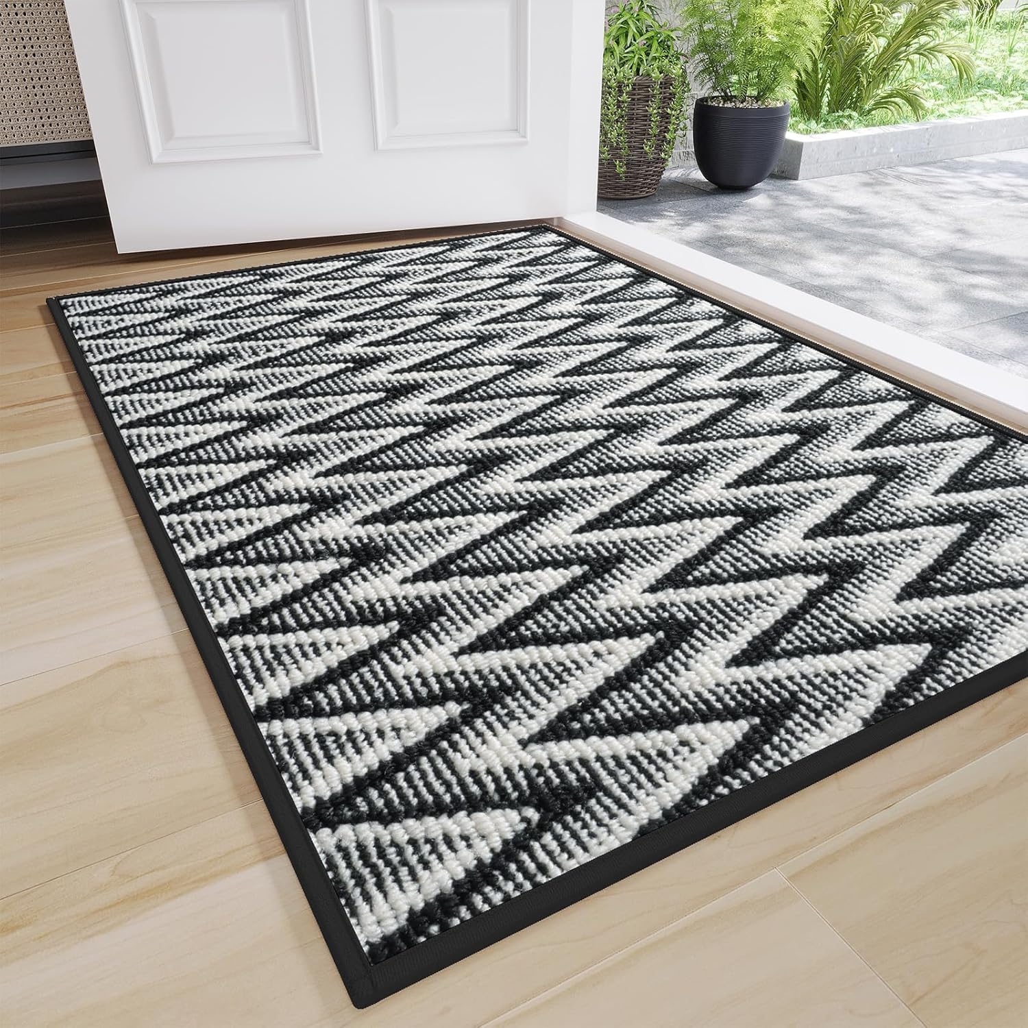 Indoor Door Mat 31x47, Dirt Resistant & Absorbent Doormat