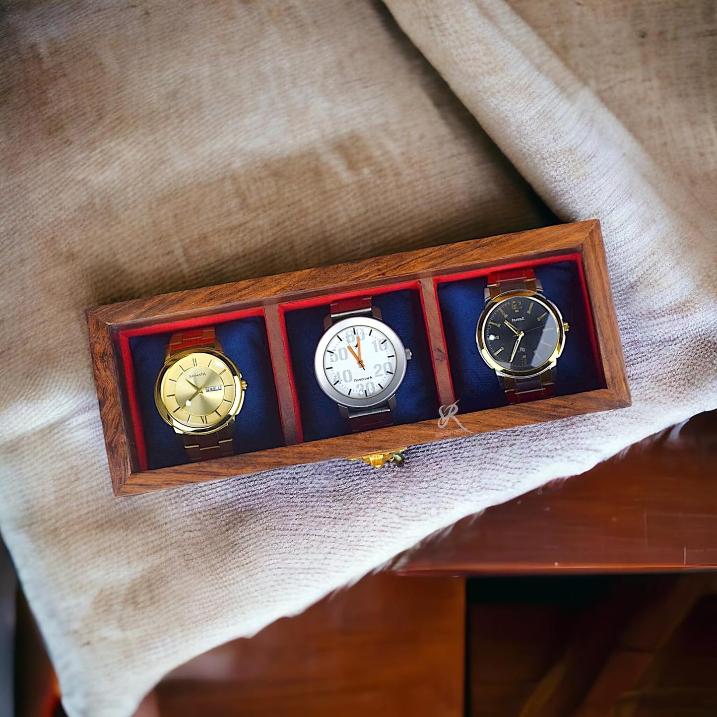 Indian Rosewood Watch Display Case