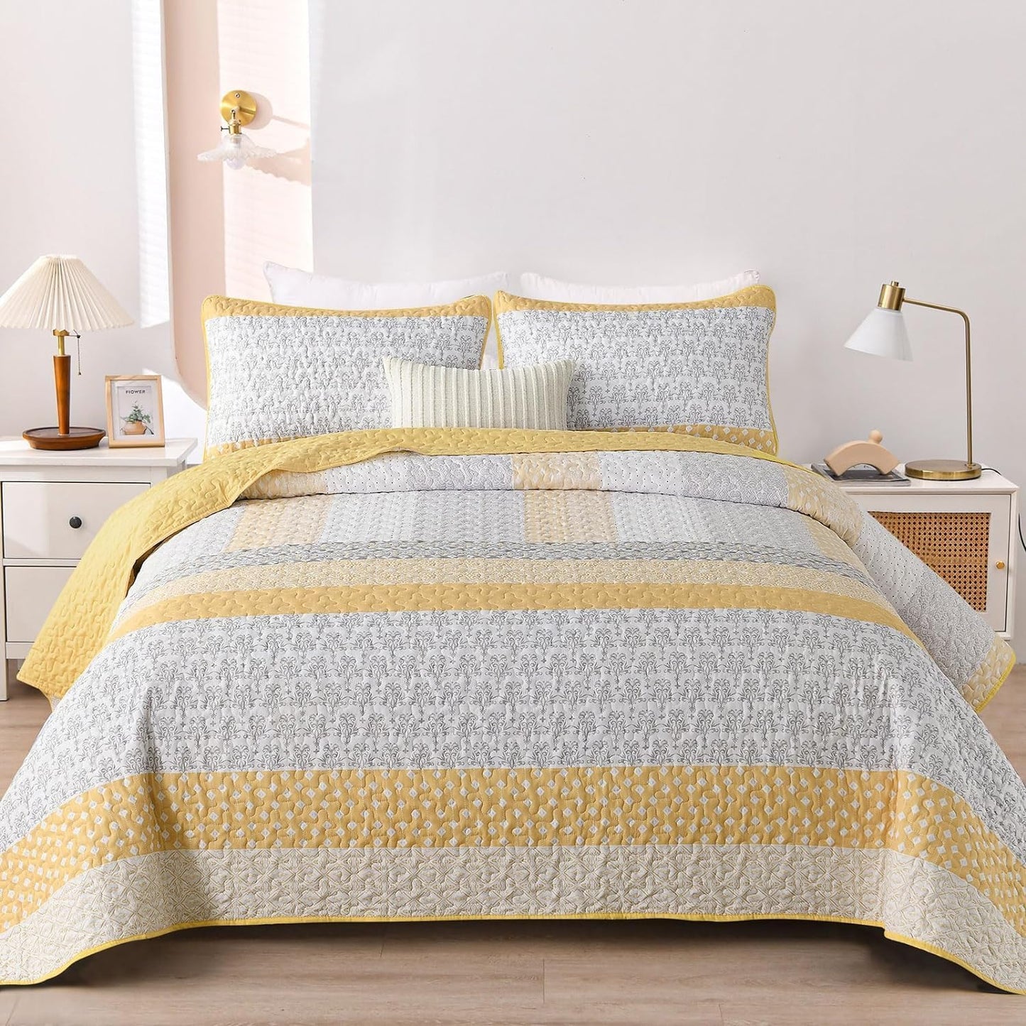Bohemian Stripe Quilt Set Full Size - Lightweight Microfiber Bedding