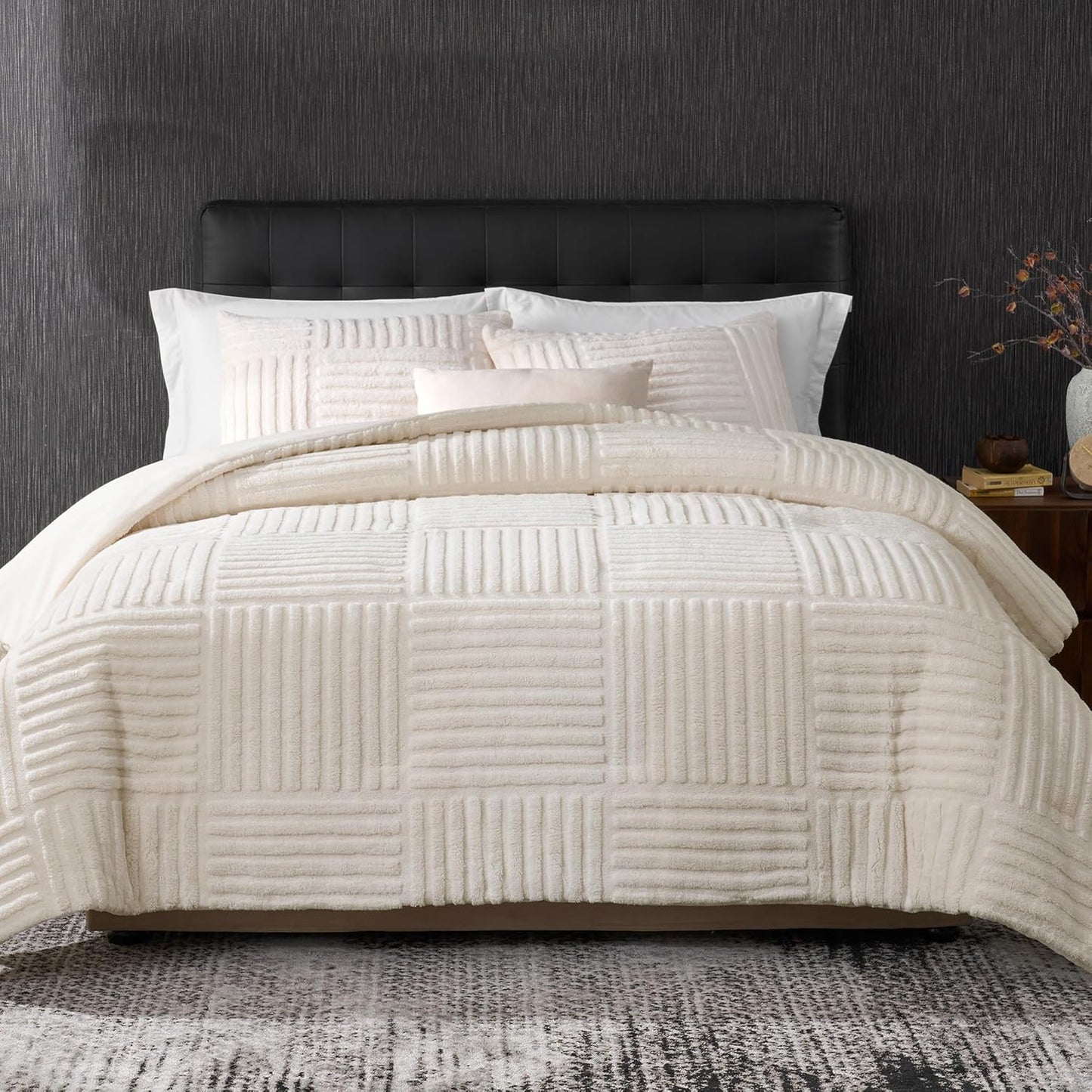 Ultra-Soft Queen Comforter Set for Cozy Winter Nights