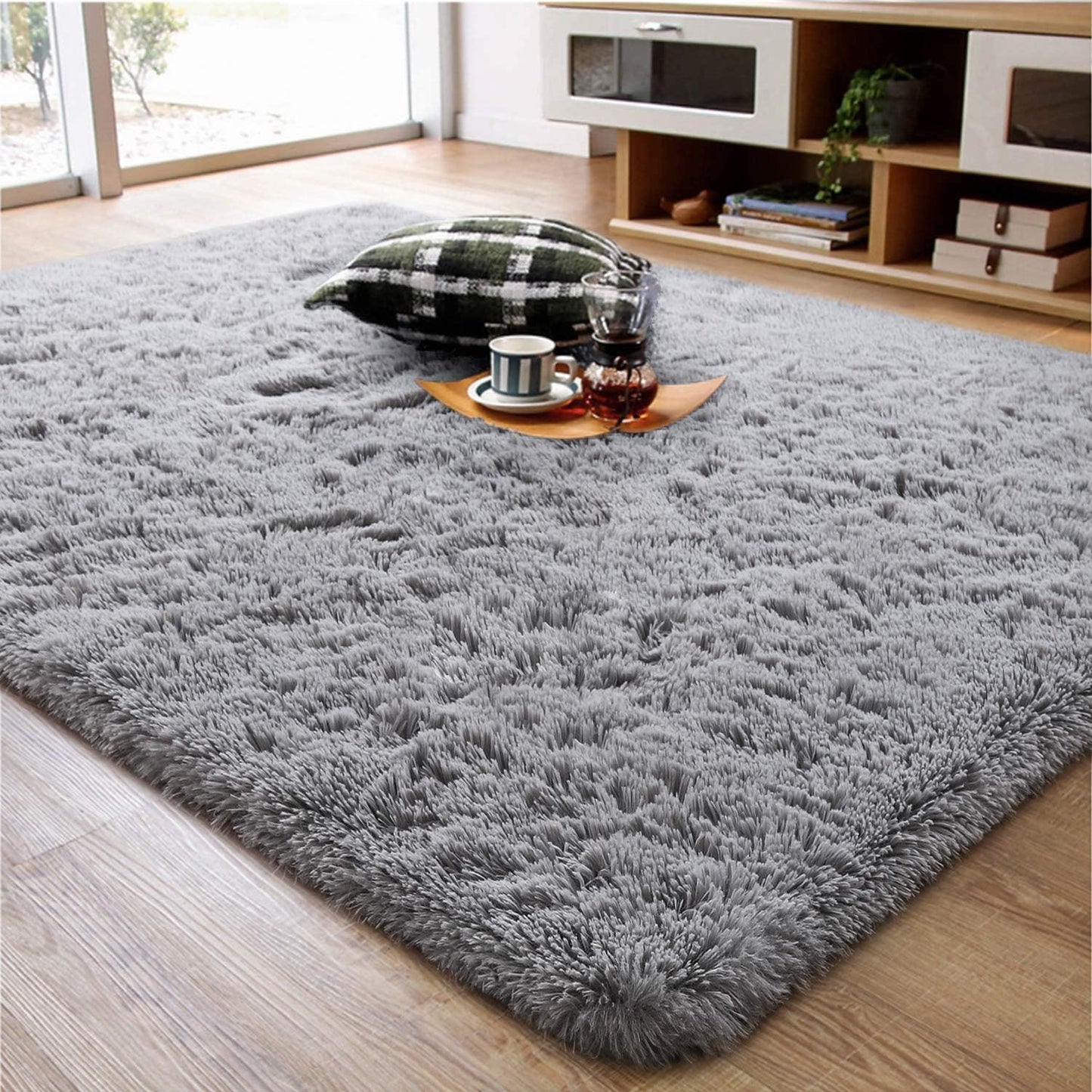 Ompaa Soft Fluffy Area Rug for Living Room and Bedroom Decor
