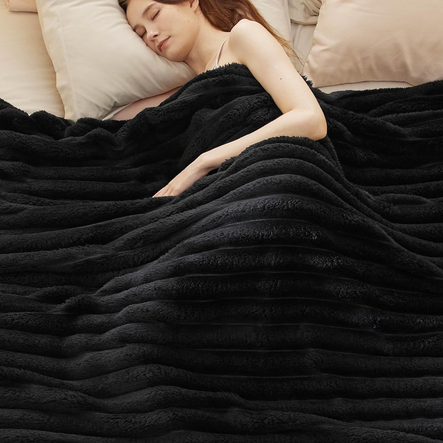 Bedsure King Size Blanket for Bed - GentleSoft Cozy Fleece