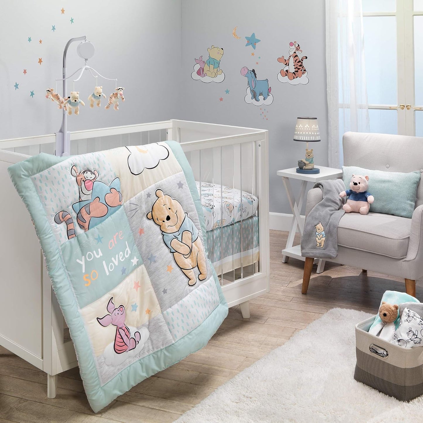 Winnie The Pooh Hugs 3-Piece Nursery Crib Bedding Set Review