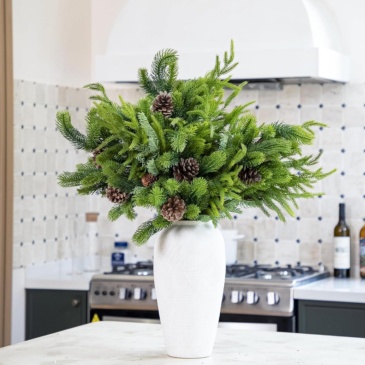 6PCS Artificial Pine Branches with Big Pine Cones for Decor