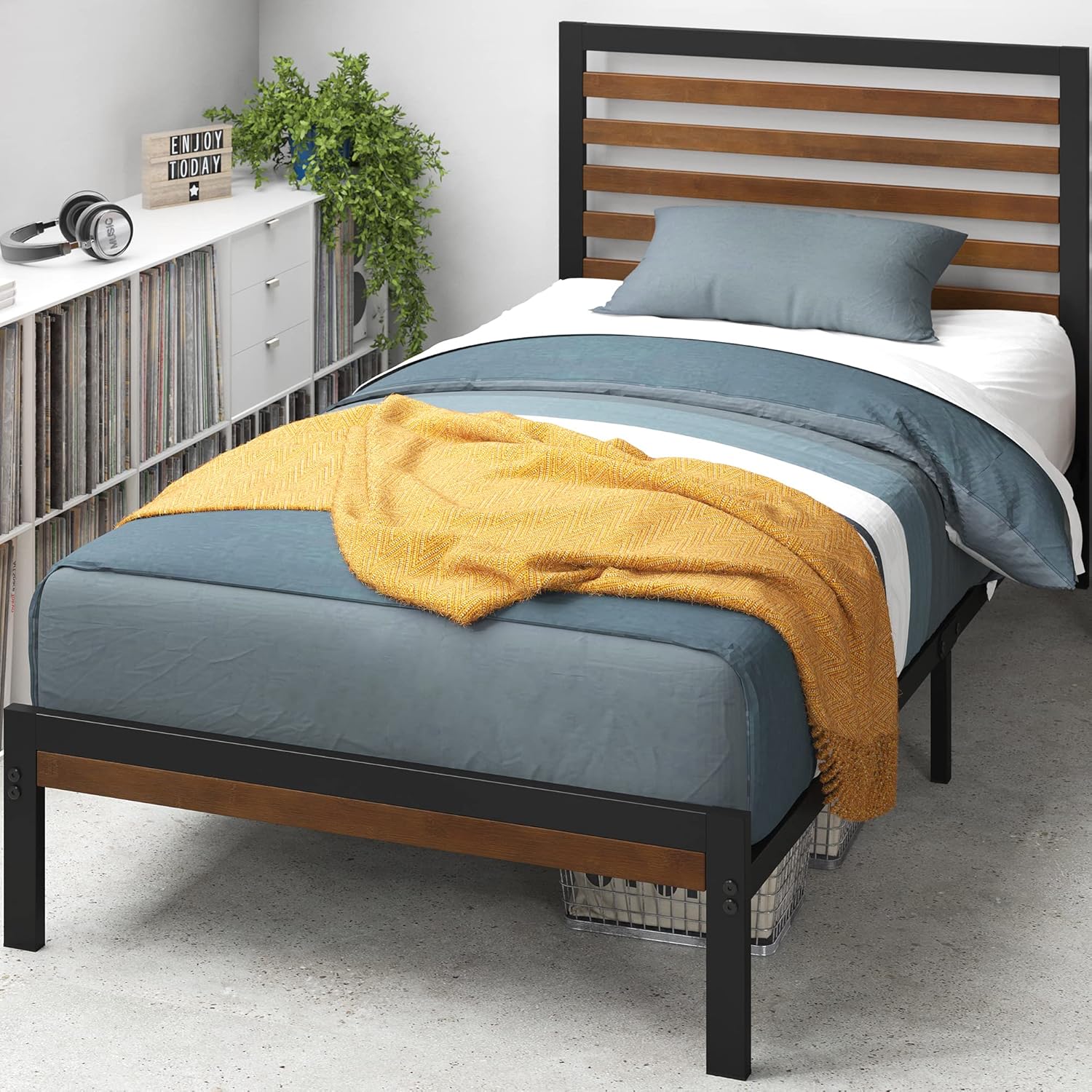ZINUS Kai Bamboo and Metal Platform Bed Frame for Twin Size