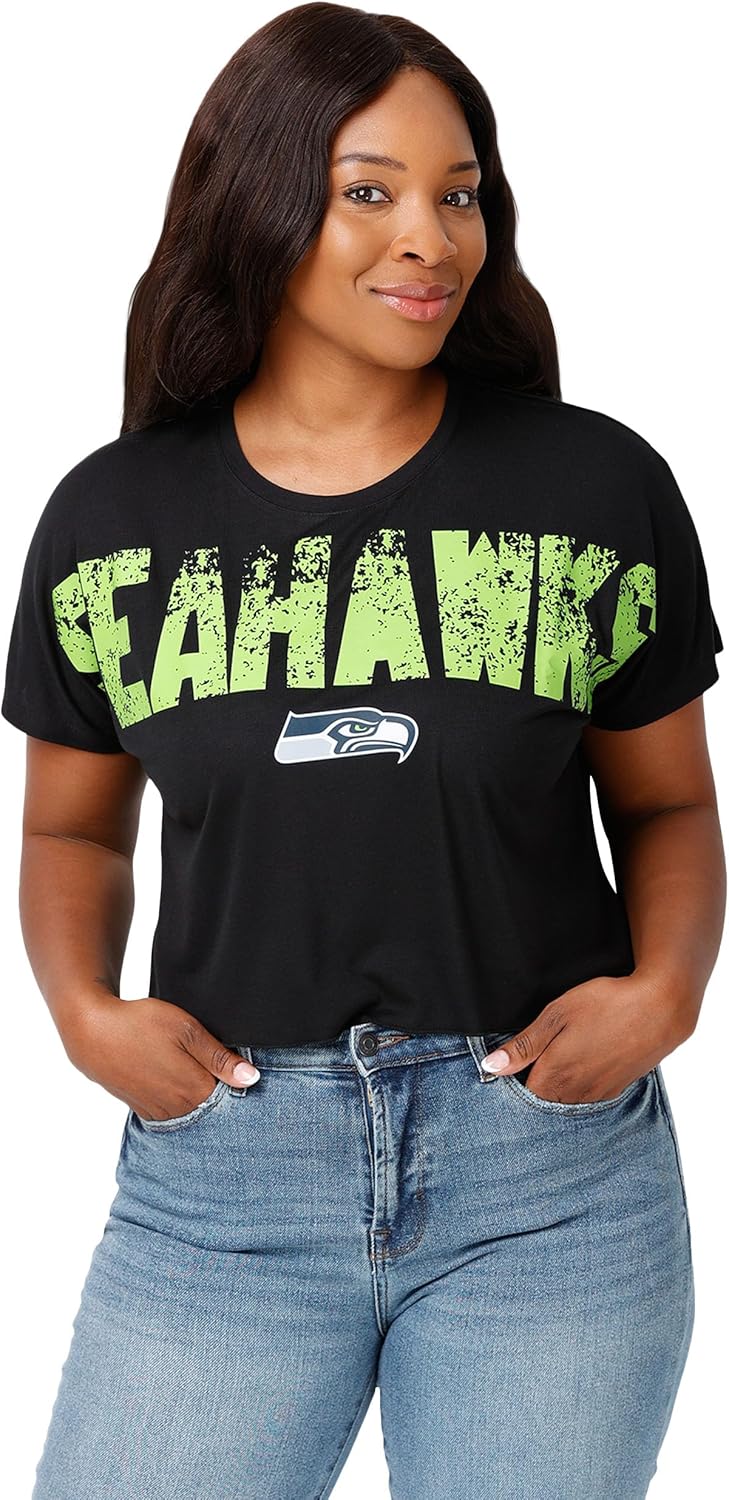 FOCO Women's NFL Team Logo Distressed Crop Top Shirt Review