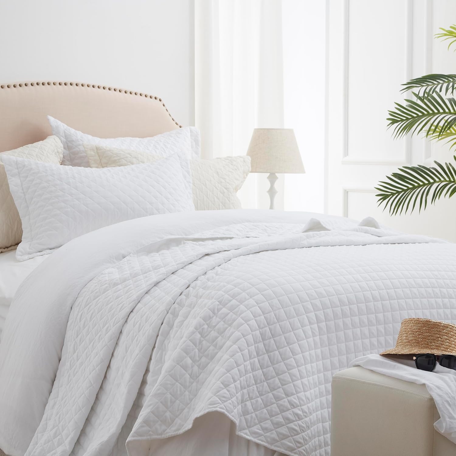 SunStyle Home White Queen Quilt Set for All Season Comfort