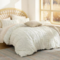 Bedsure Queen Size Comforter Set - Tufted Boho Comfort and Style