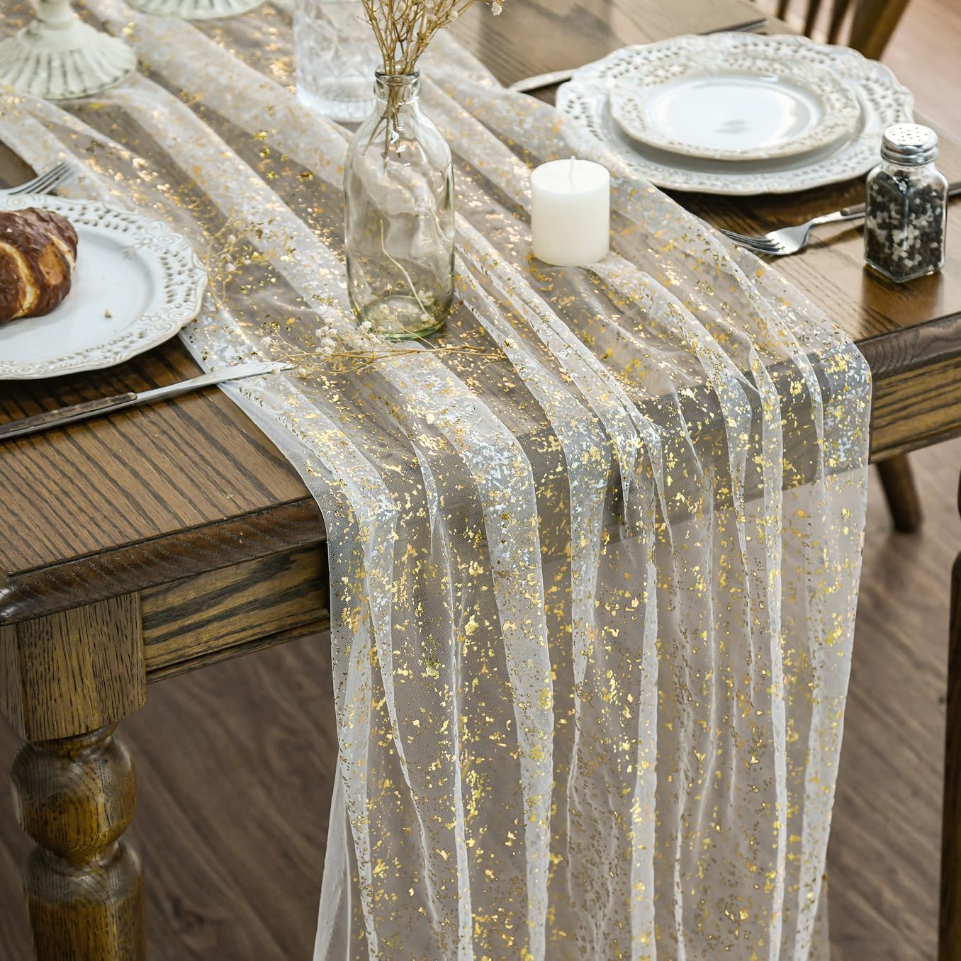 Artoid Mode Beige Gold Gauze Table Runner for Elegant Decor