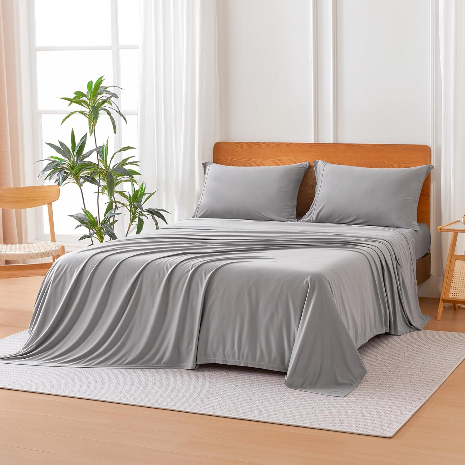 Soft Jersey Microfiber 4-Piece Sheet Set for King Size Beds
