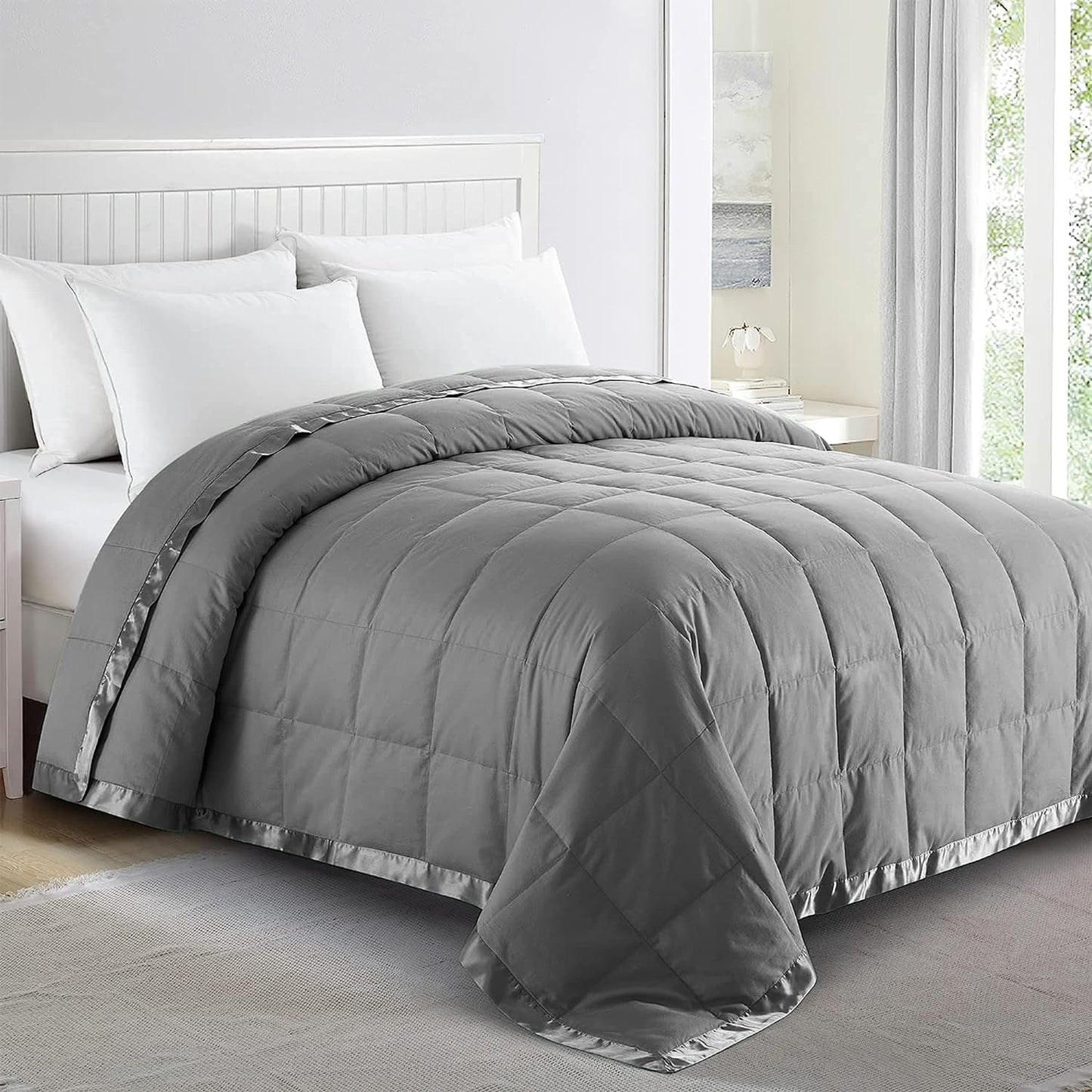 Soft Lightweight Down Blanket Queen Size for All Seasons
