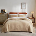 Ultra Soft Velvet Quilt Bedspread Set for Luxurious Comfort