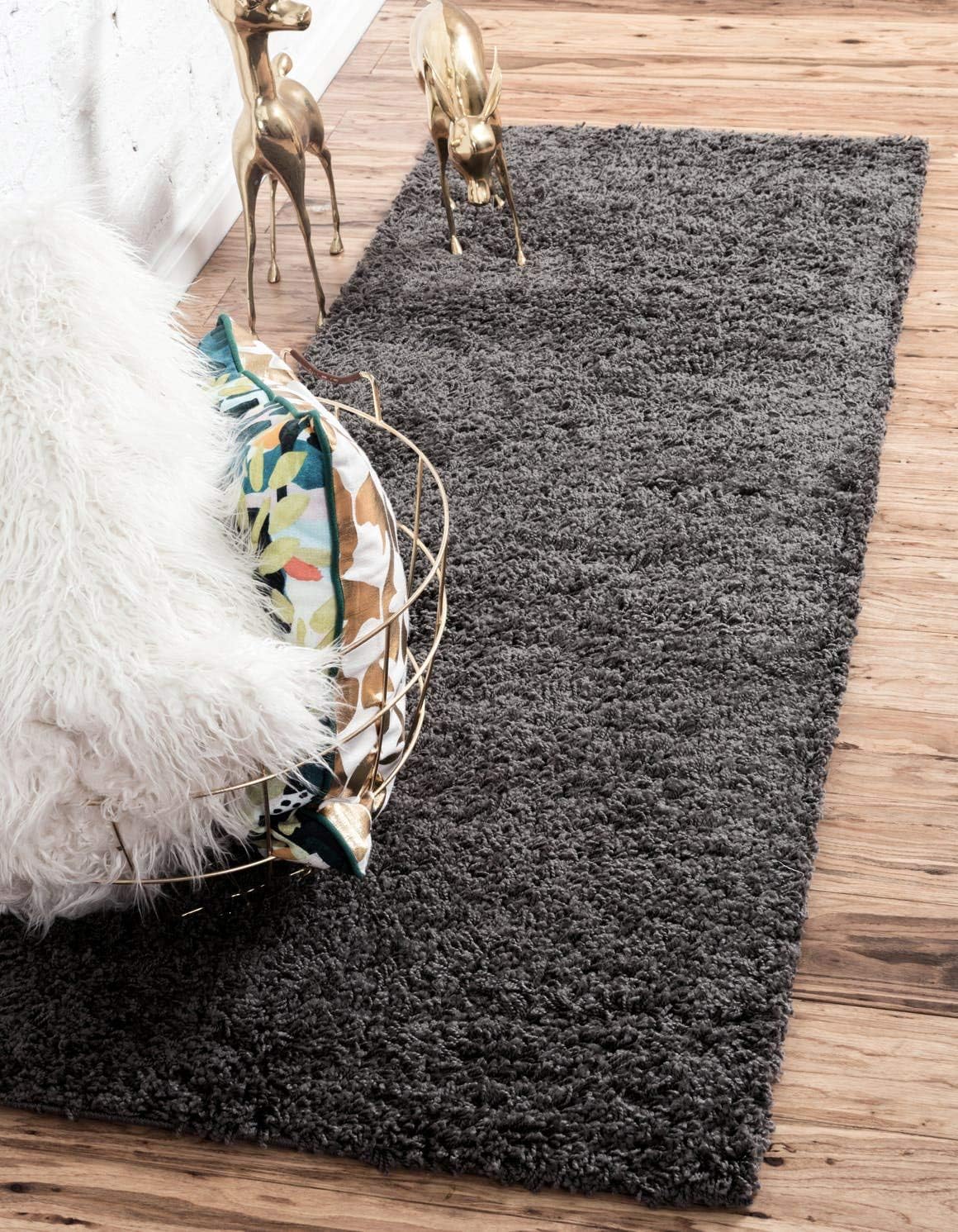Unique Loom Solid Shag Collection Area Rug for Cozy Spaces