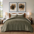 Luxurious Pearl Velvet Quilt Set for Full Queen Size Bedding