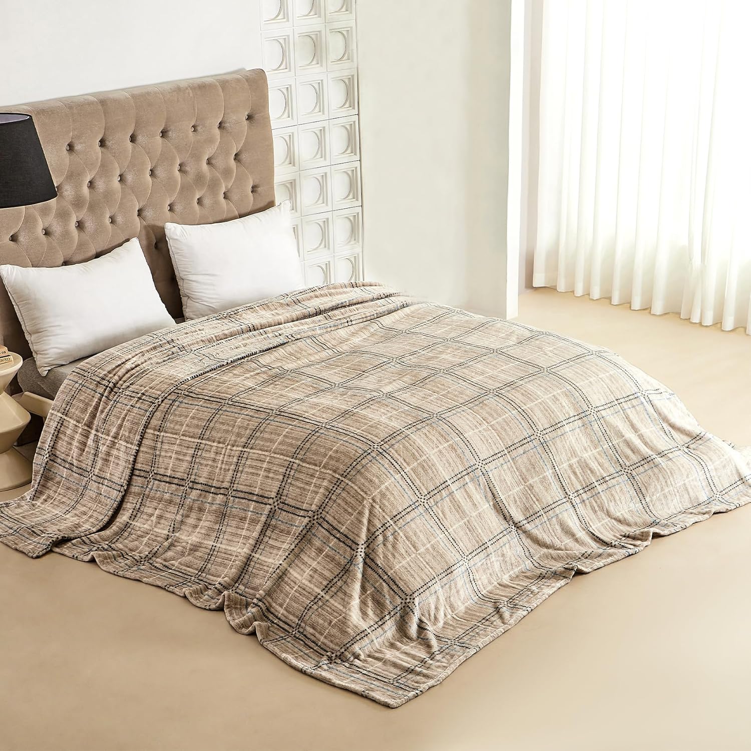 Oversized King Fleece Blanket 120x120 inches for Cozy Comfort