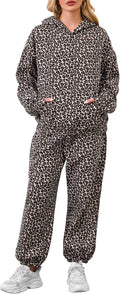 Camo Sweatsuits for Women: Stylish 2 Piece Lounge Set