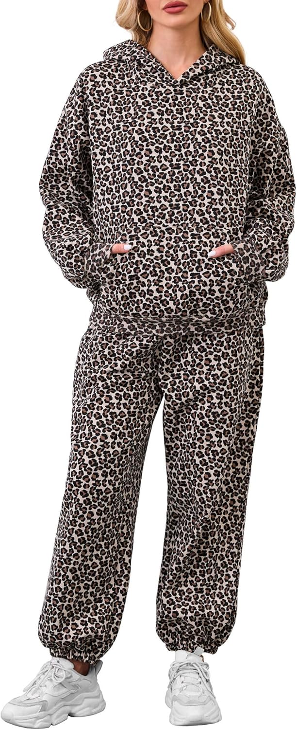 Camo Sweatsuits for Women: Stylish 2 Piece Lounge Set