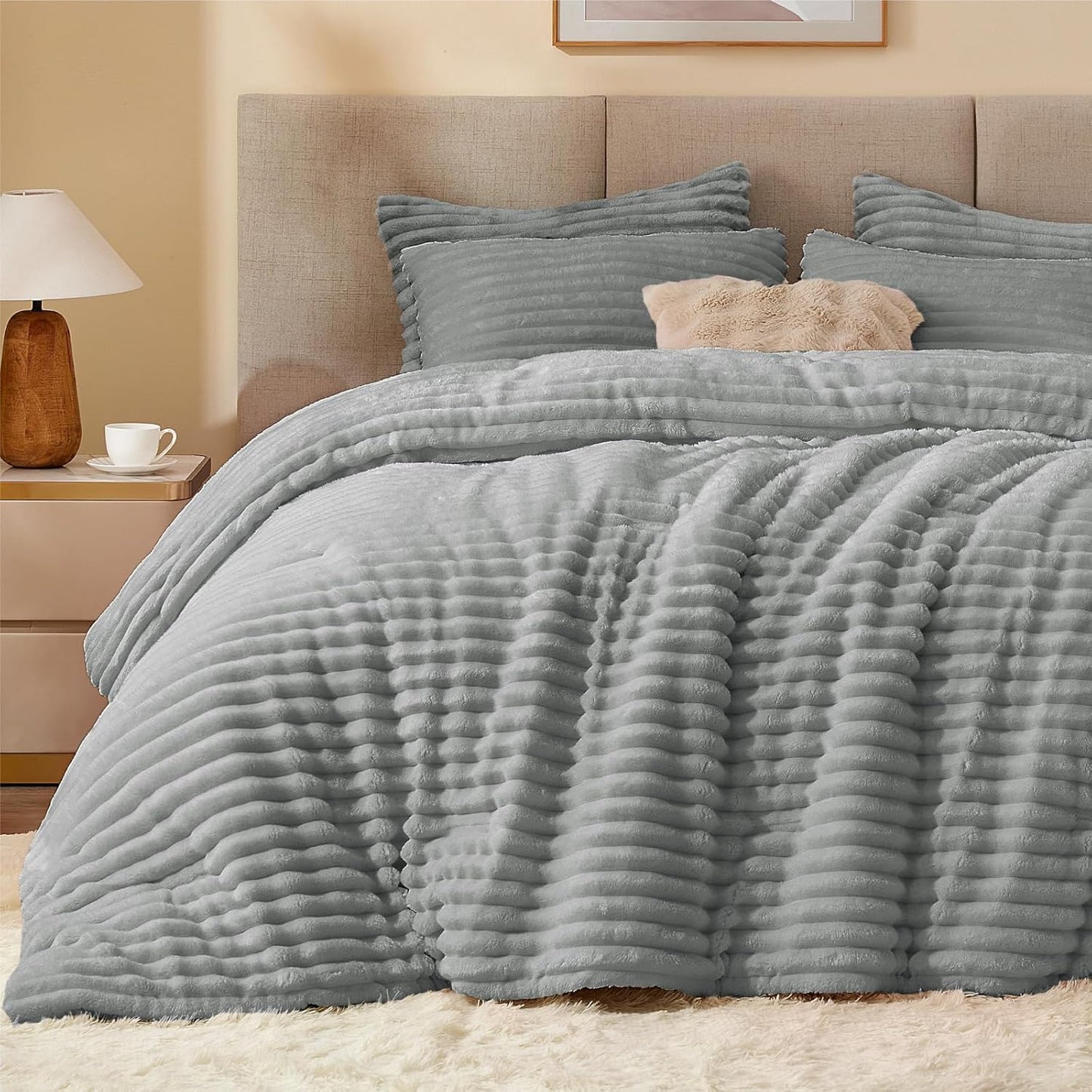 BEDELITE Fleece Oversized Queen Comforter Set for Cozy Winter