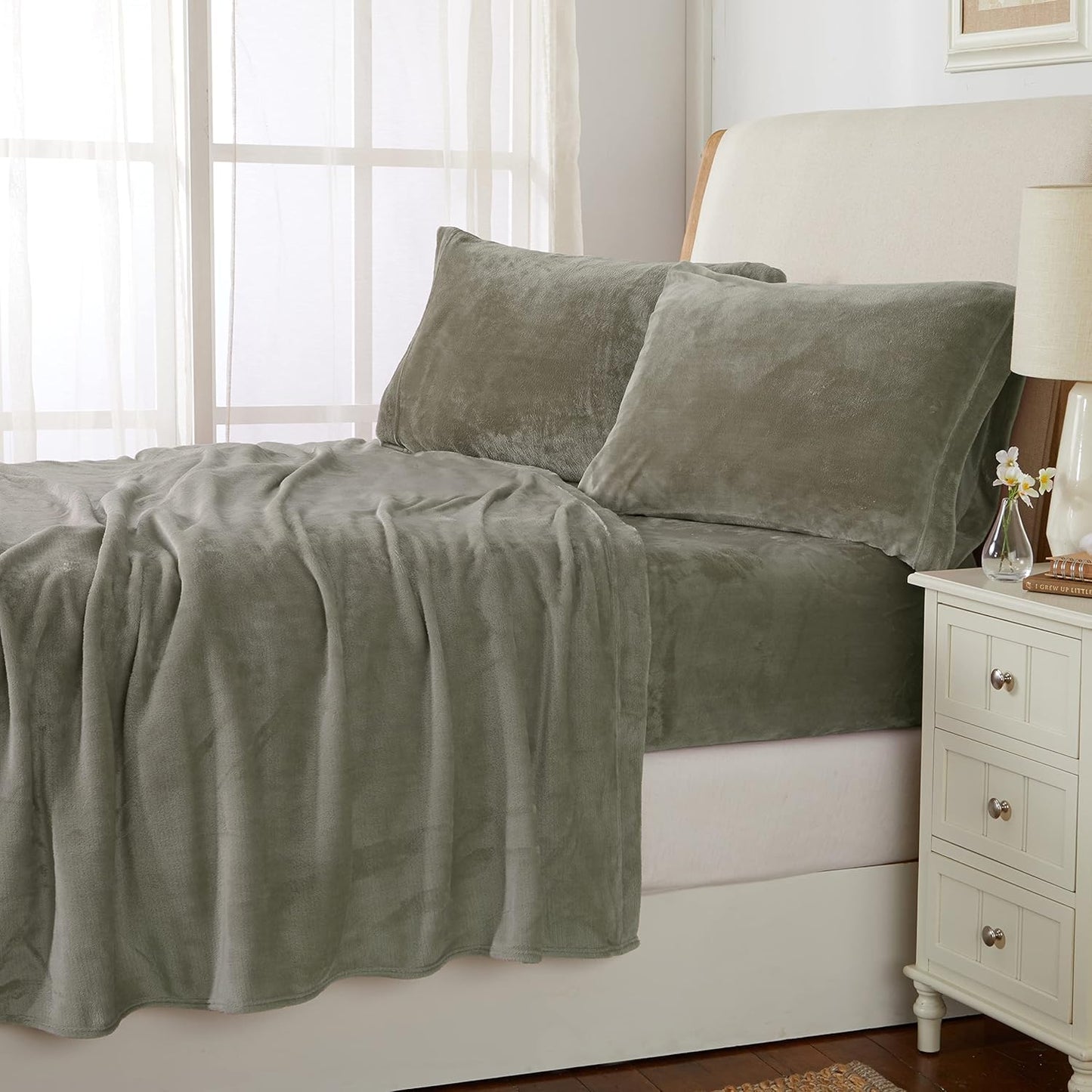 Ultra Soft Micro Fleece Sheets Set with Extra Deep Pockets