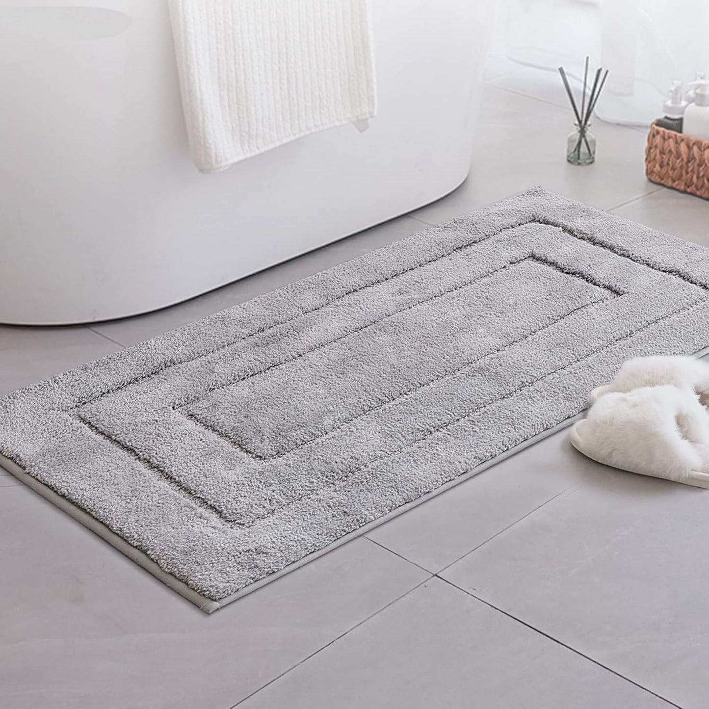 Ultra Absorbent Gray Bathroom Rug Mat for Non-Slip Comfort