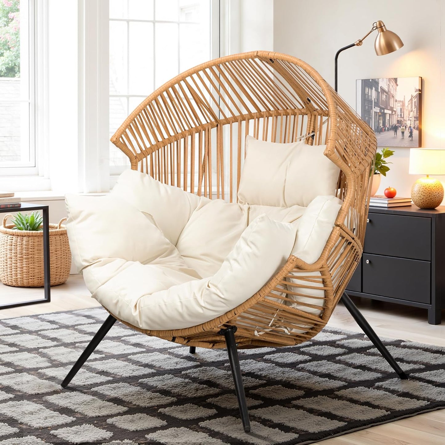 Vongrasig Wicker Egg Chair for Cozy Outdoor and Indoor Relaxation