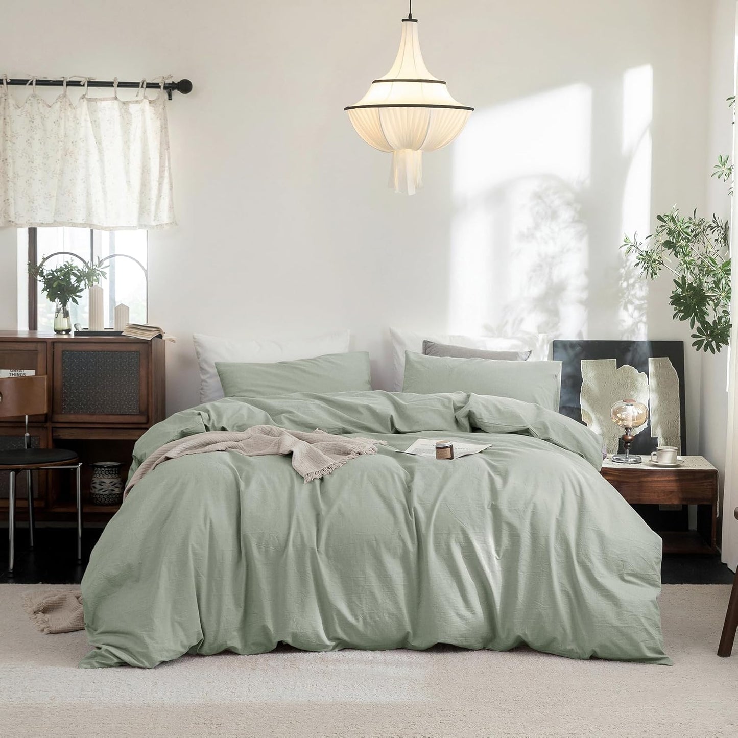 FOSSA Duvet Cover Set in Solid Sage Green for King Size Beds