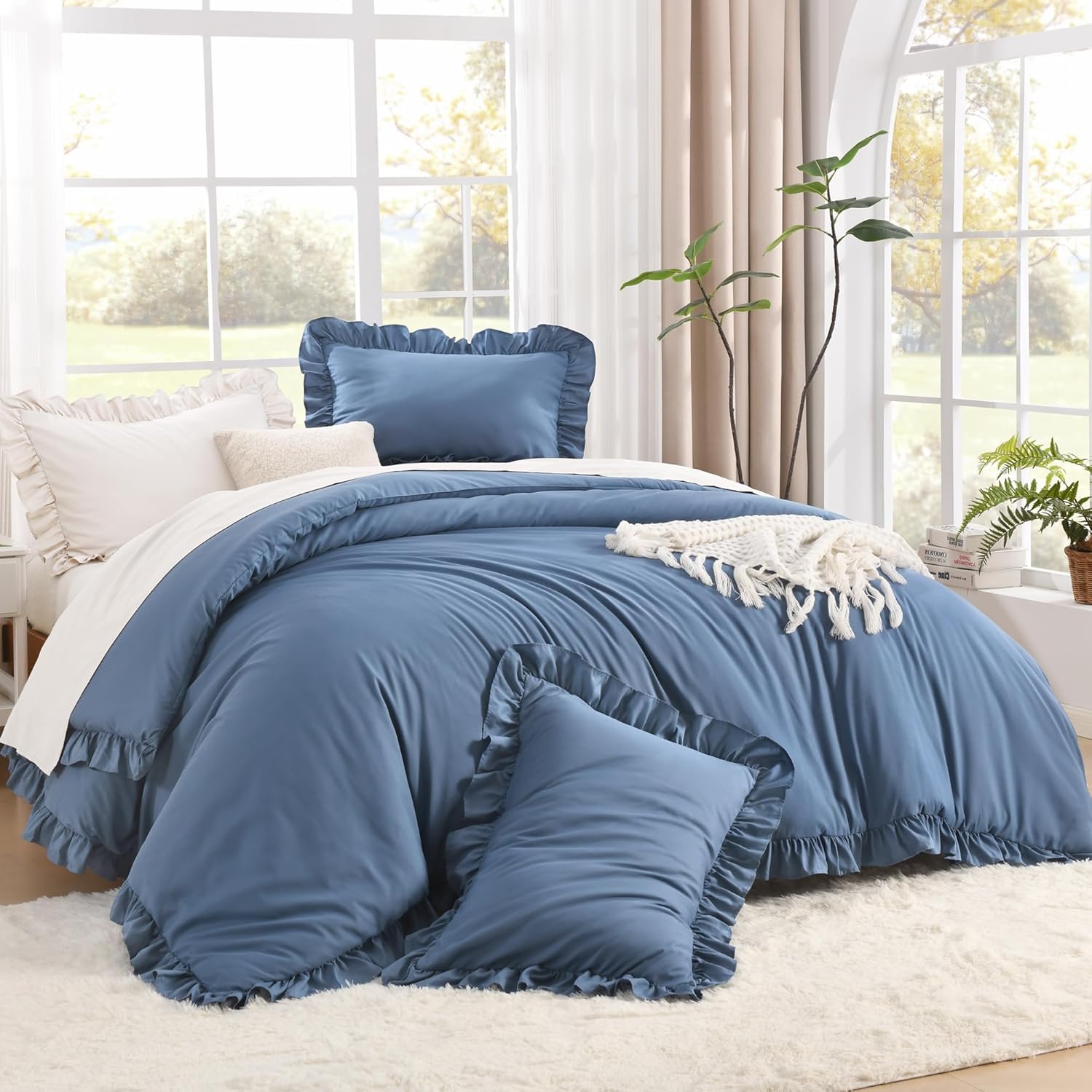 Litanika Ocean Blue Queen Comforter Set for Cozy Bedrooms