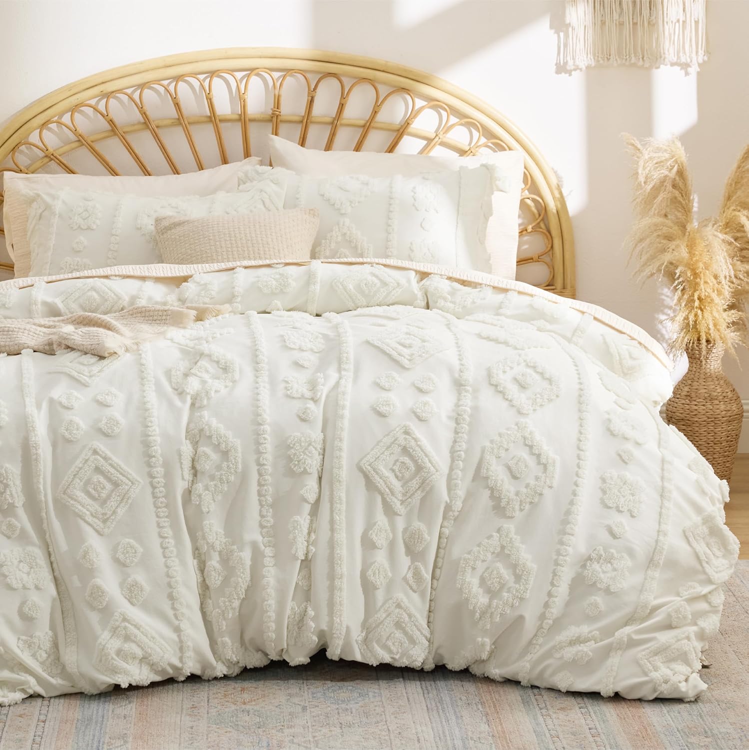 Bedsure King Size Comforter Set - White Tufted Boho Bedding