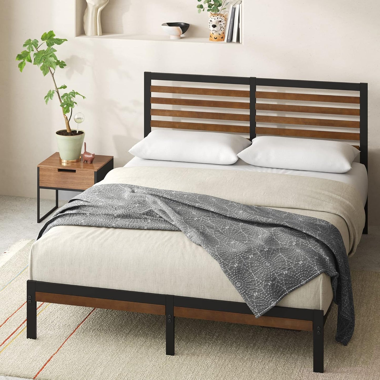ZINUS Kai Bamboo and Metal Platform Bed Frame with Headboard