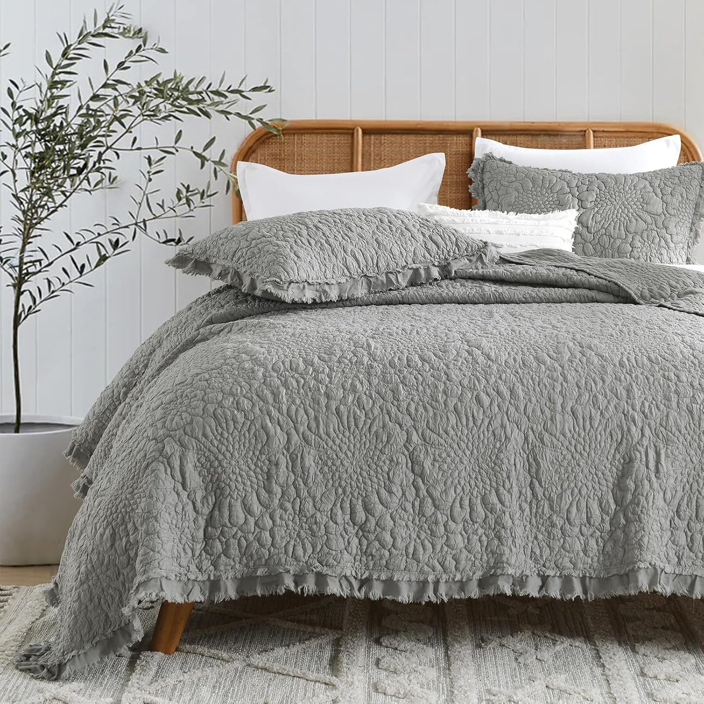 Dark Grey Ruffled Quilt Queen Size for Chic Farmhouse Style