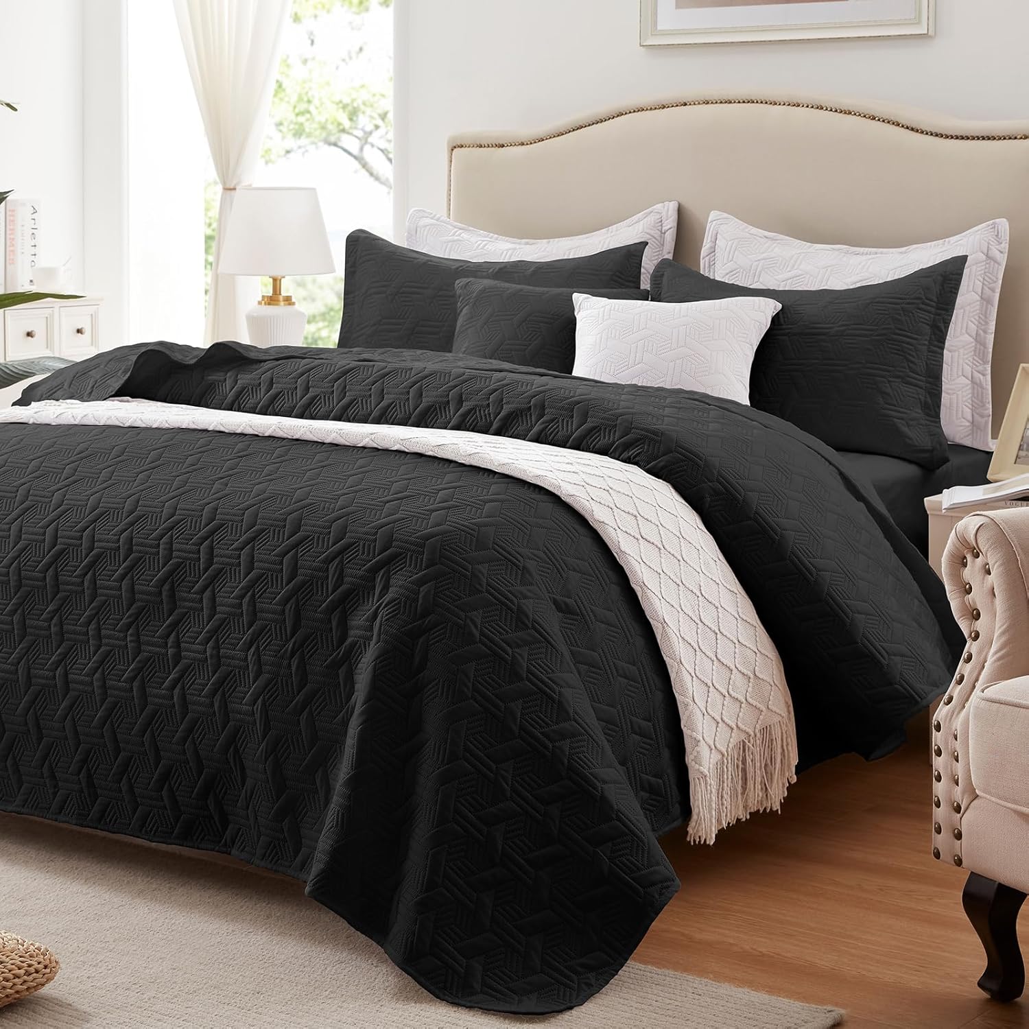 LEAONME King Size Quilt Set - Luxurious Lightweight Bedspread